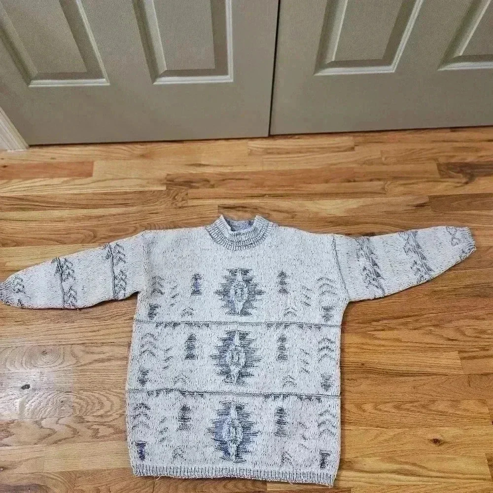David Brett  Sweater 70% Cotton 30% Polyester EUC - Picture 8 of 8